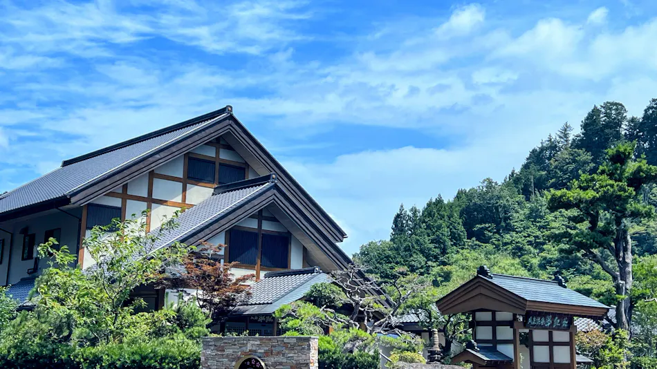Urashima Onsen Suikouen Sakura