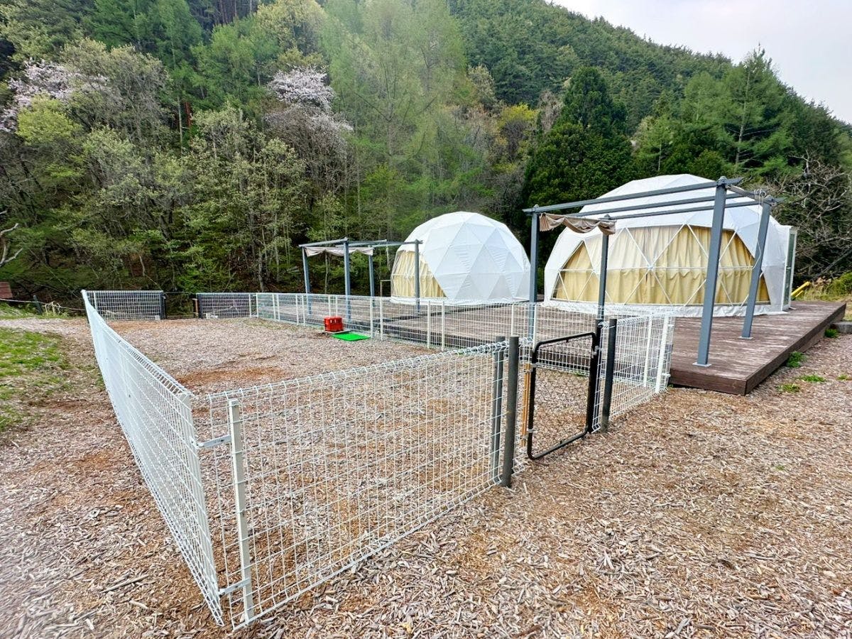 *ลานวิ่งเล่นสำหรับสุนัข