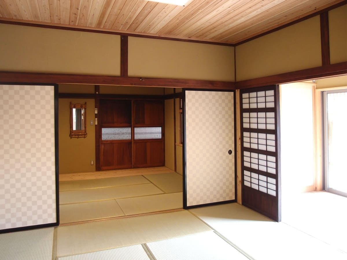 Tsuruba Inn