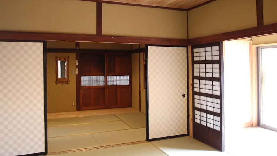 Tsuruba Inn