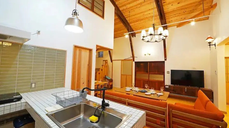 Tsuruba Inn