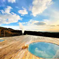 อ่างอาบน้ำกลางแจ้งส่วนตัว 'Tenku no Yu'