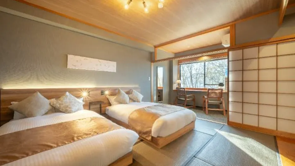 Towadako Lakeside Sakuraku