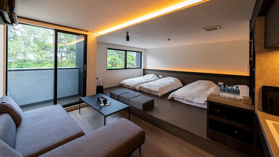 LUXE TECH VILLA ASHITOKU