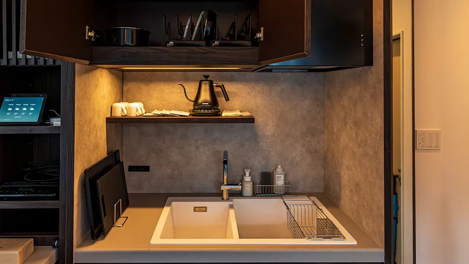LUXE TECH VILLA ASHITOKU