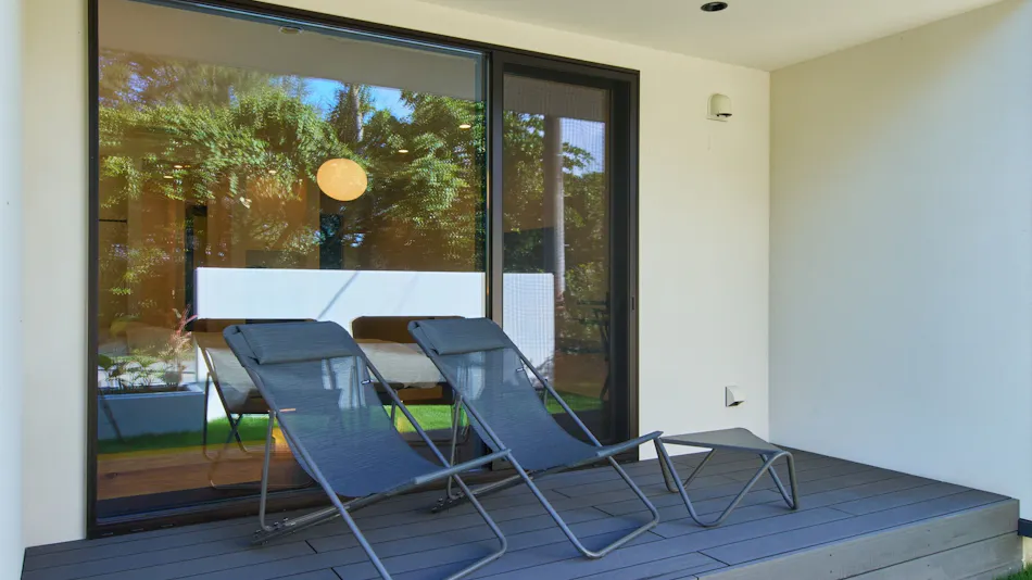 LUXE TECH VILLA ASHITOKU