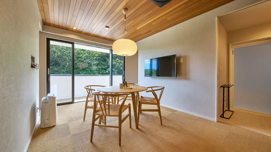 LUXE TECH VILLA ASHITOKU