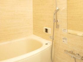 ７Ｒｏｏｍｓ　Ｈｏｔｅｌ　＆　Ｃａｆｅ