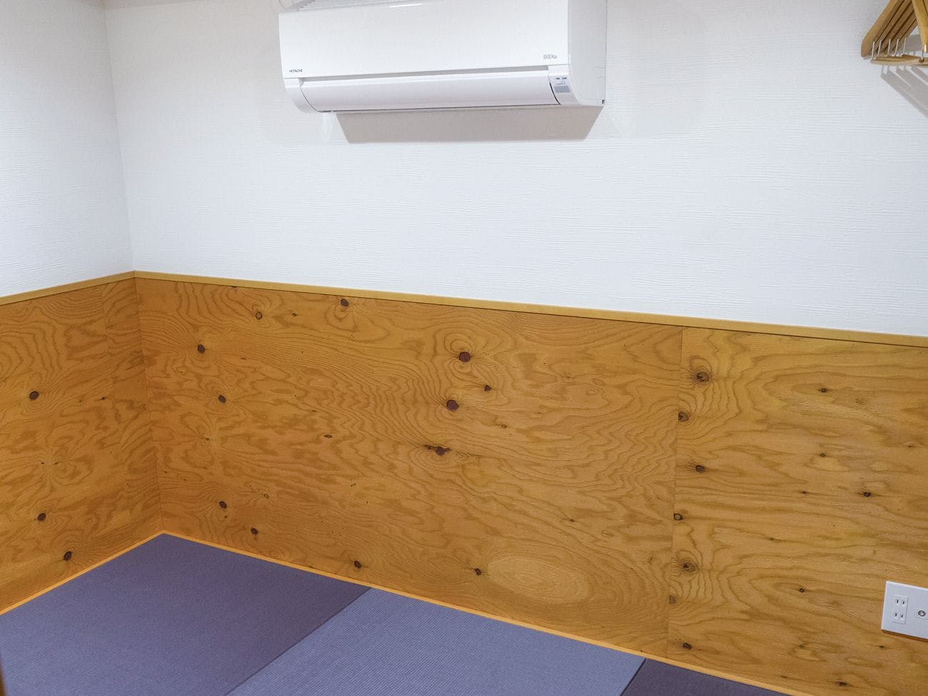 [ห้องส่วนตัว] ห้องเตียงคู่ 102