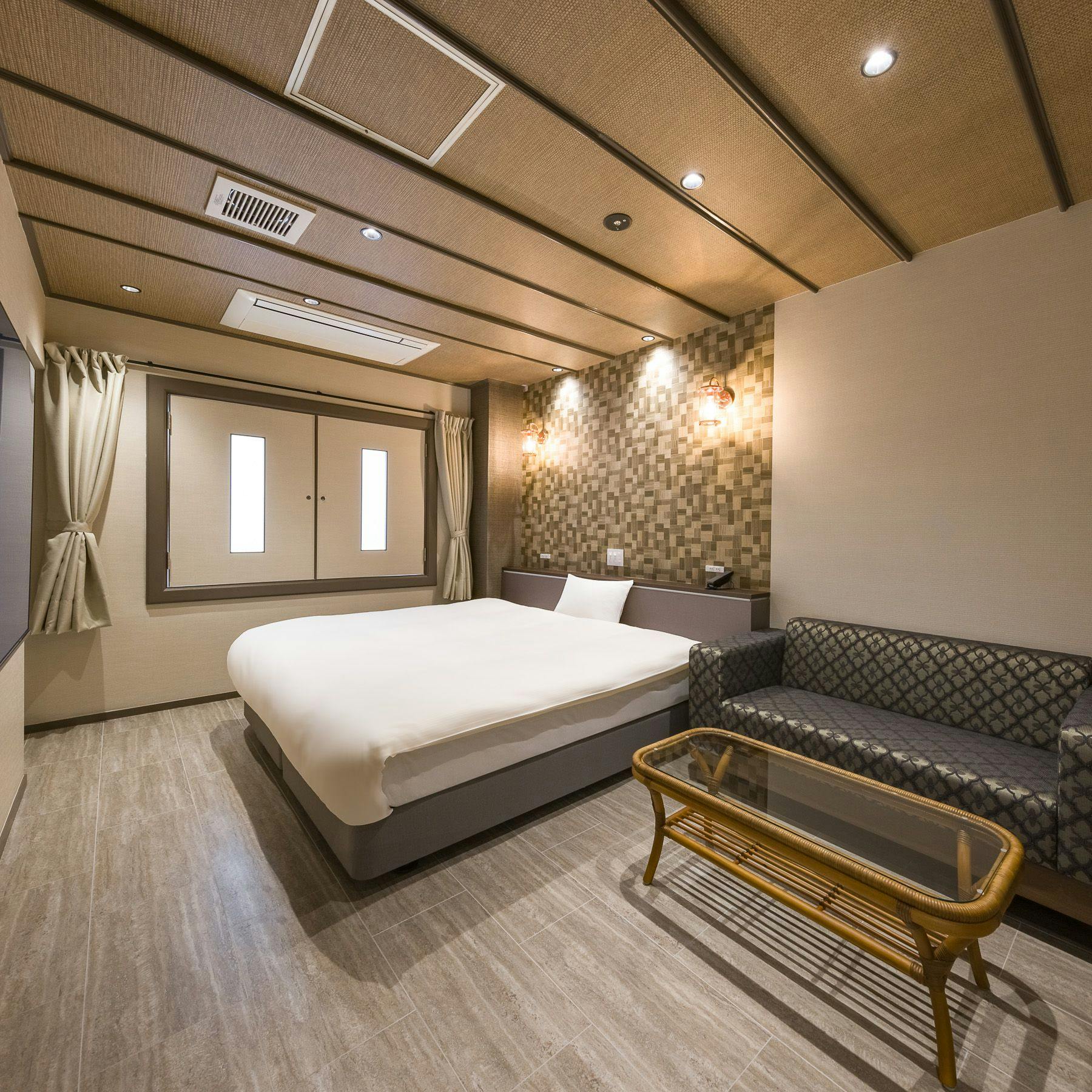 Hotel Noir Blanc