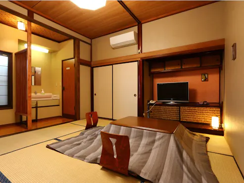 ห้องสไตล์ญี่ปุ่น (กว้างขวางและเงียบสงบ) 8 เสื่อทาทามิ พร้อมห้องน้ำ