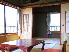 割烹旅館　美よし荘