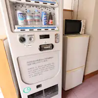 【สิ่งอำนวยความสะดวกภายใน】ตู้เย็นและไมโครเวฟใช้ร่วมกัน