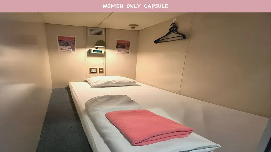 Capsule Hotel Block Room