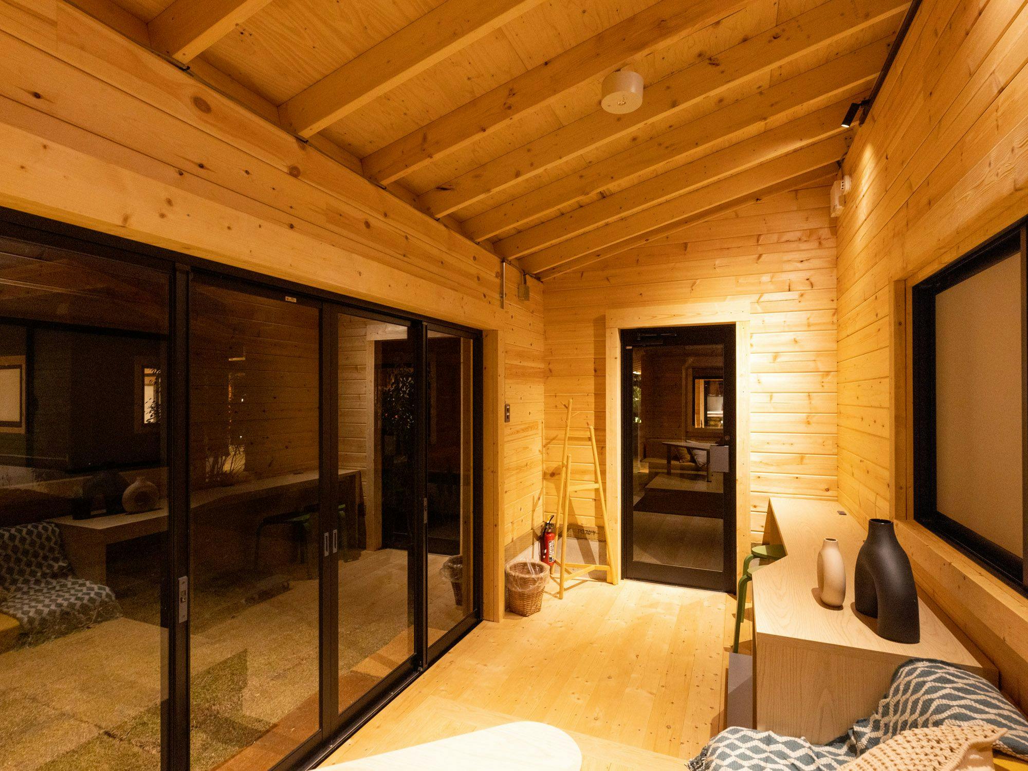 Outdoor Resort 'ETOWA KISARAZU' Surrounded by Nostalgia and Trees