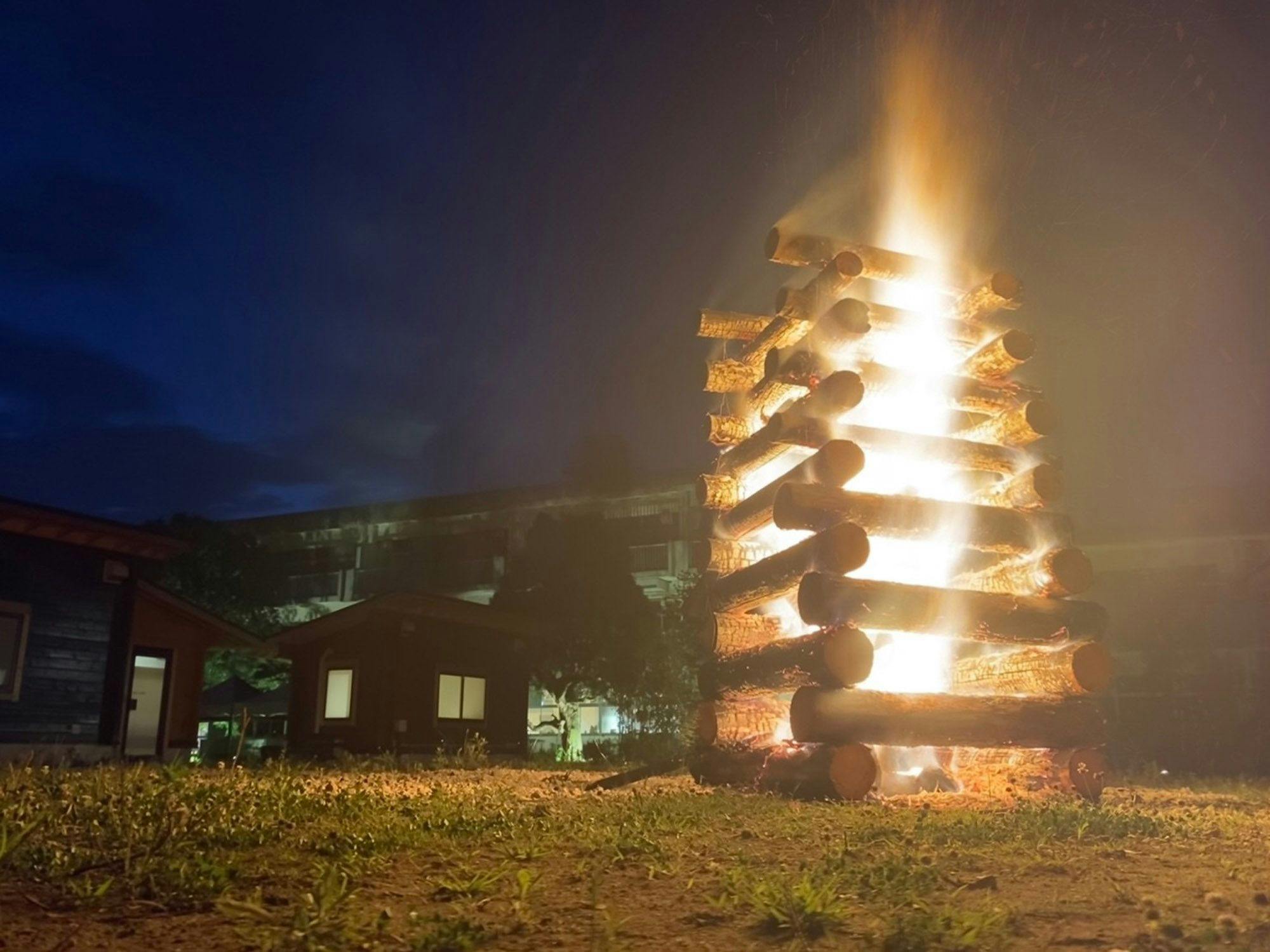 Outdoor Resort 'ETOWA KISARAZU' Surrounded by Nostalgia and Trees