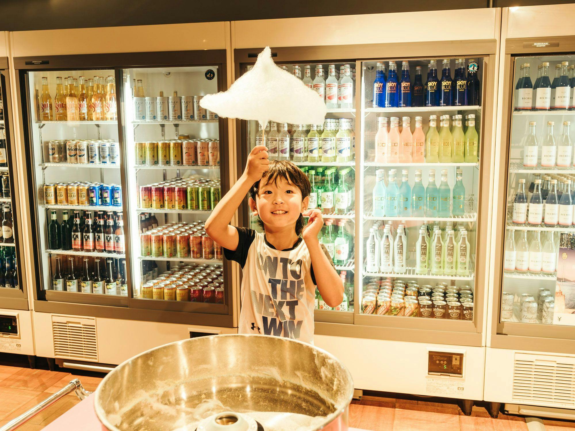 Outdoor Resort 'ETOWA KISARAZU' Surrounded by Nostalgia and Trees