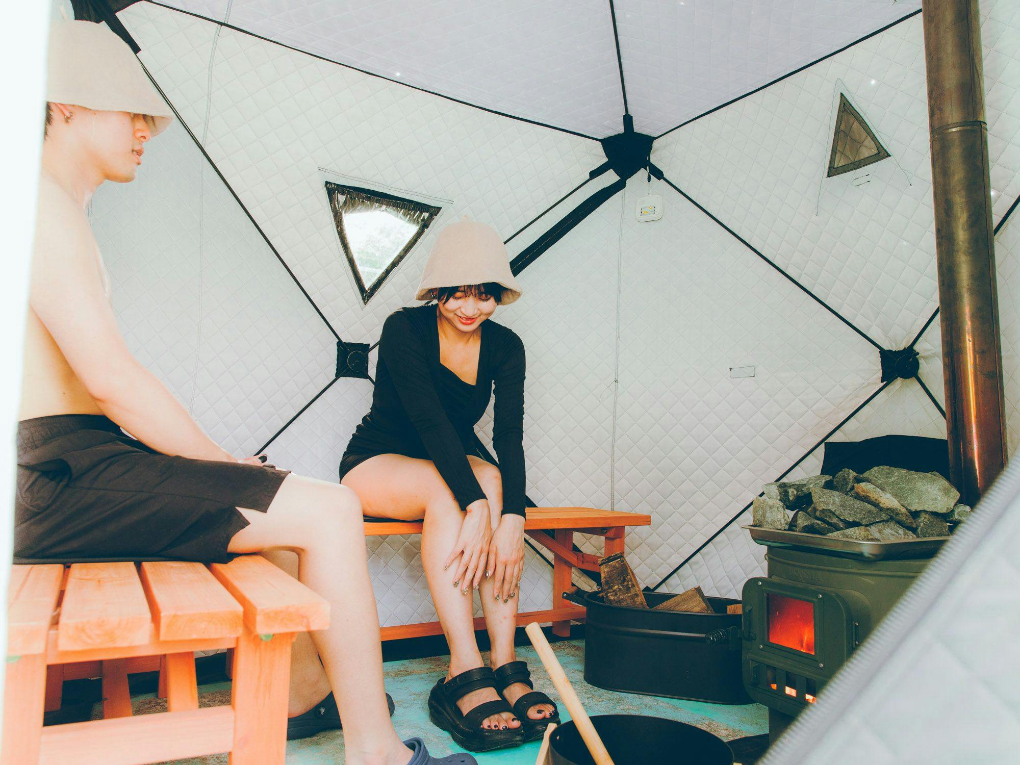 Outdoor Resort 'ETOWA KISARAZU' Surrounded by Nostalgia and Trees