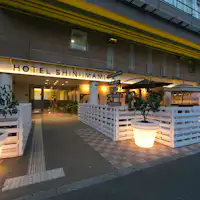 ทัศนียภาพยามค่ำคืนของโรงแรม