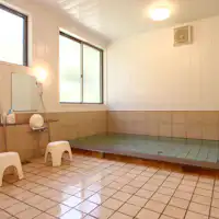 สิ่งอำนวยความสะดวก◆น้ำพุร้อนห้องอาบน้ำรวมขนาดใหญ่แยกชายหญิงอย่างละ 1 แห่ง*