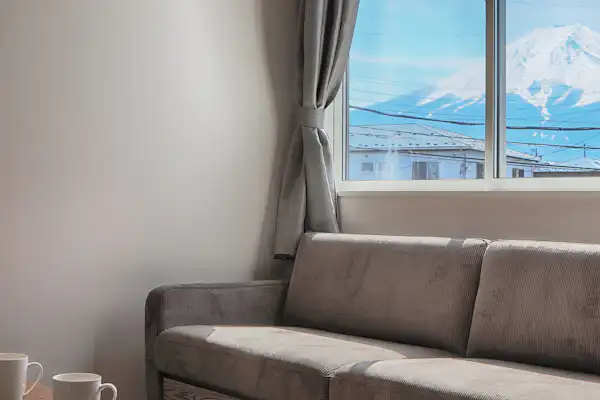 Ruang tamu tingkat 2