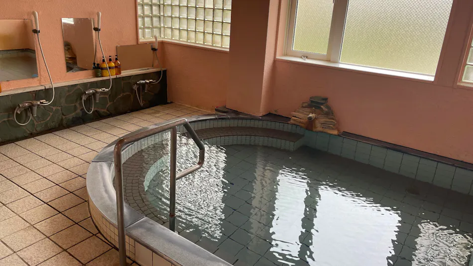 Yunokawa Onsen Gensen Kakenagashi no Yado Hotel Kamomekan