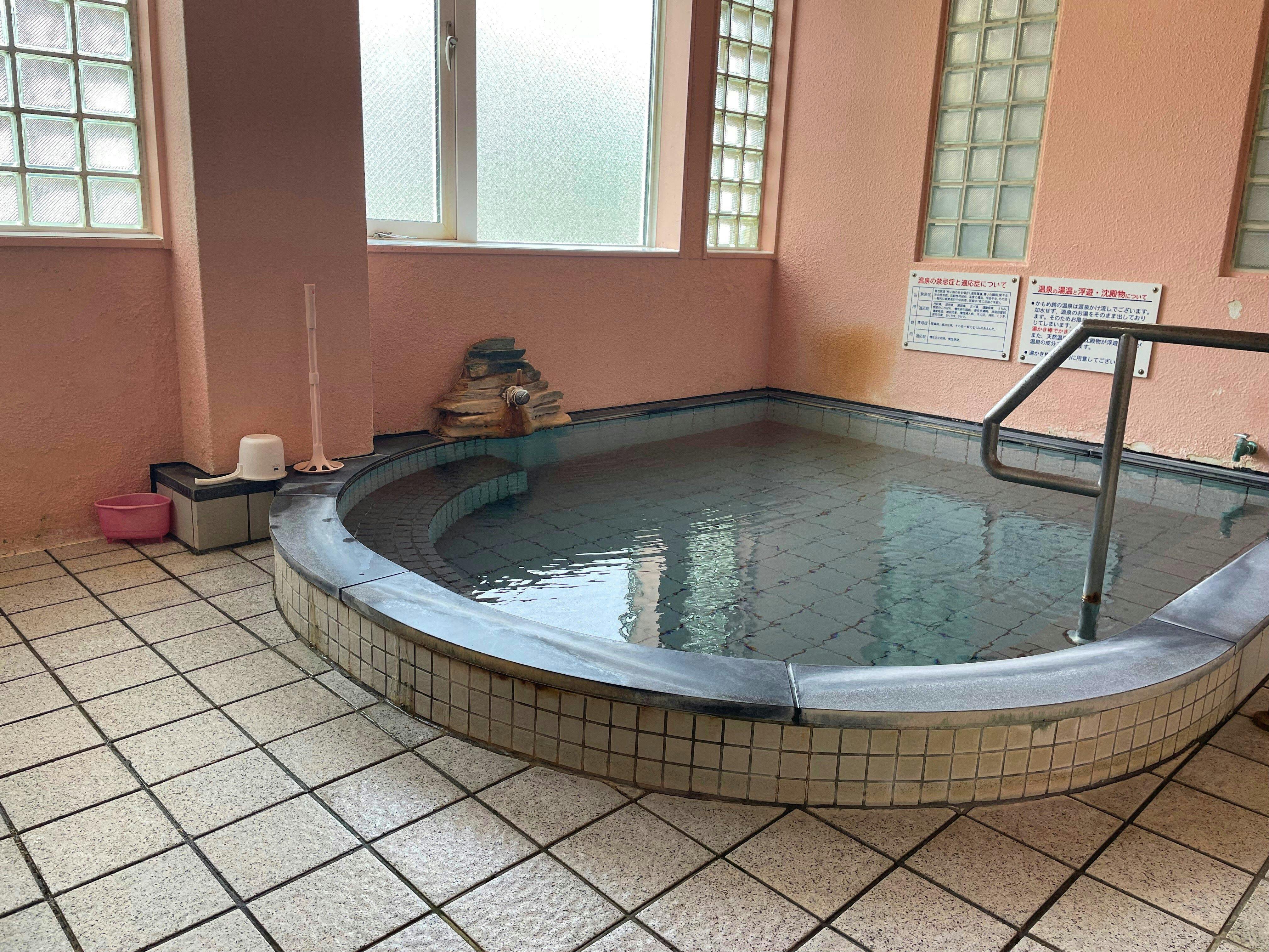 Yunokawa Onsen Gensen Kakenagashi no Yado Hotel Kamomekan