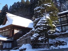 湯滝の宿　西屋