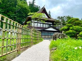湯滝の宿　西屋
