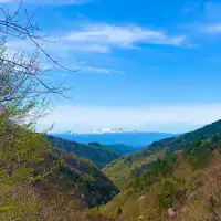 ทิวทัศน์ที่มองจากทางเดิน