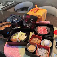 (อาหารเช้า) ชาบูชาบูท้องถิ่น