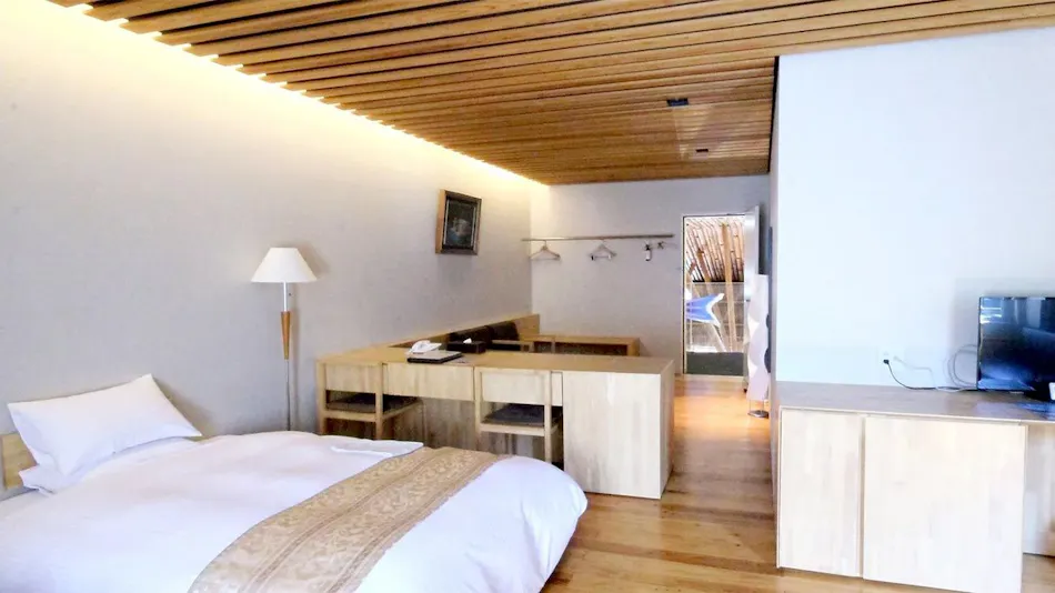 Marche Yusuhara(Kumo-no-Ue Hotel Annex)