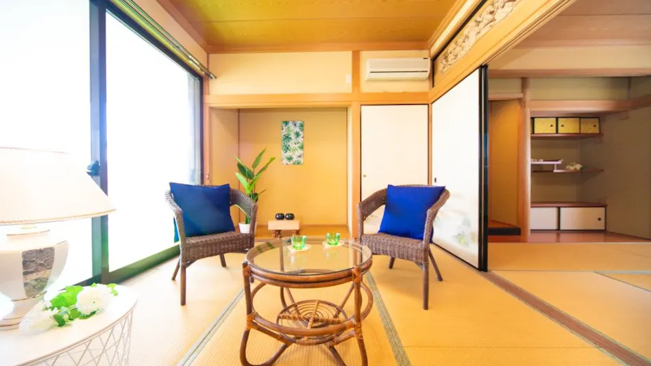 Awaji Seaside Villa in Shizuki