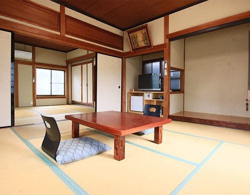16畳和室