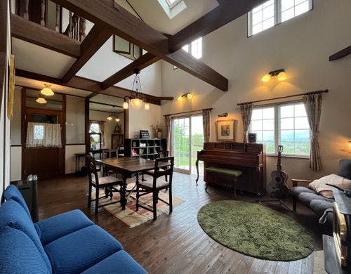 リビングルーム３