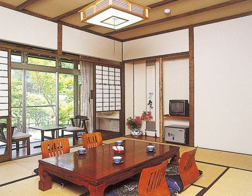 *【和室一例】お寛ぎいただけるお部屋です