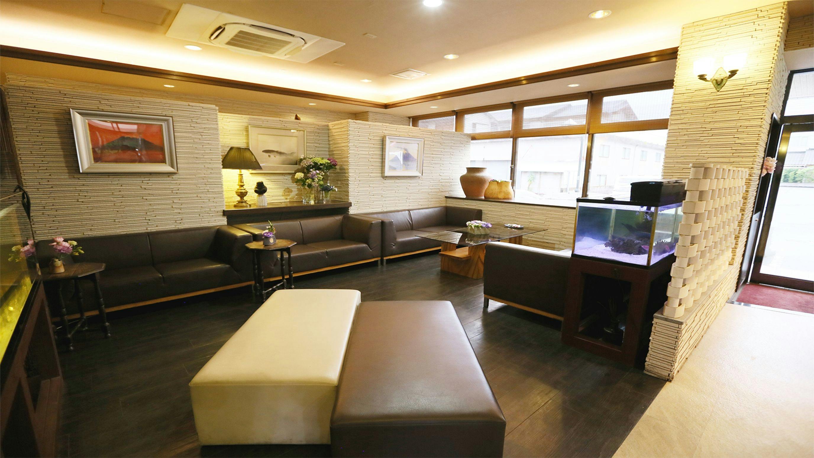 Business Hotel Shirasagi