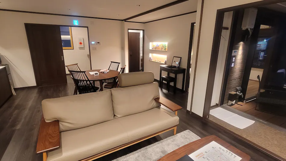ROMANSTAY