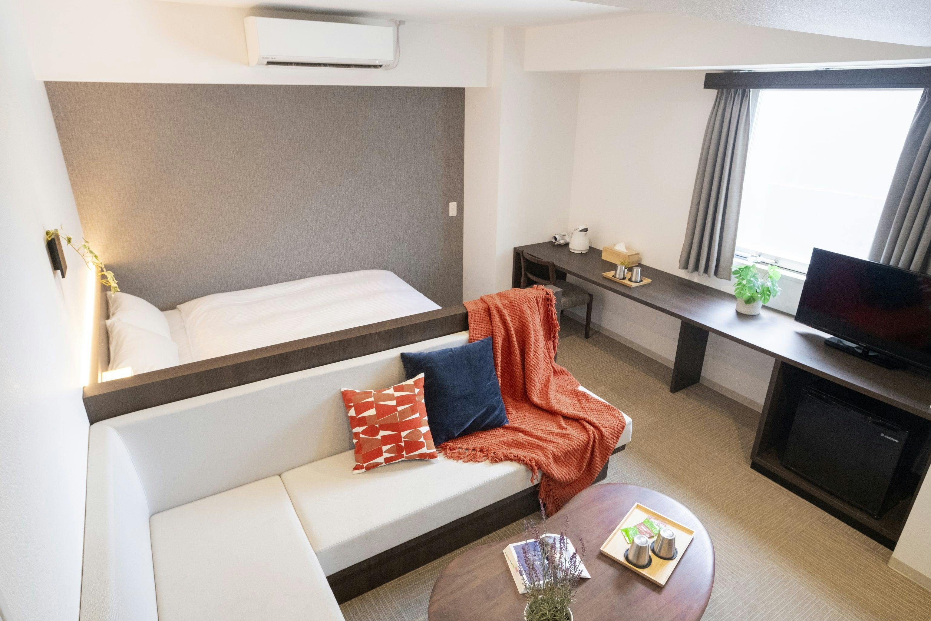 Studio 25D (Dilarang merokok)