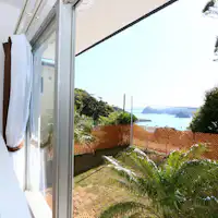 Contoh kamar ★ Akomodasi di atas bukit