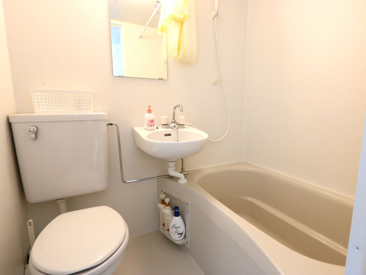 Semua kamar dilengkapi dengan unit kamar mandi★