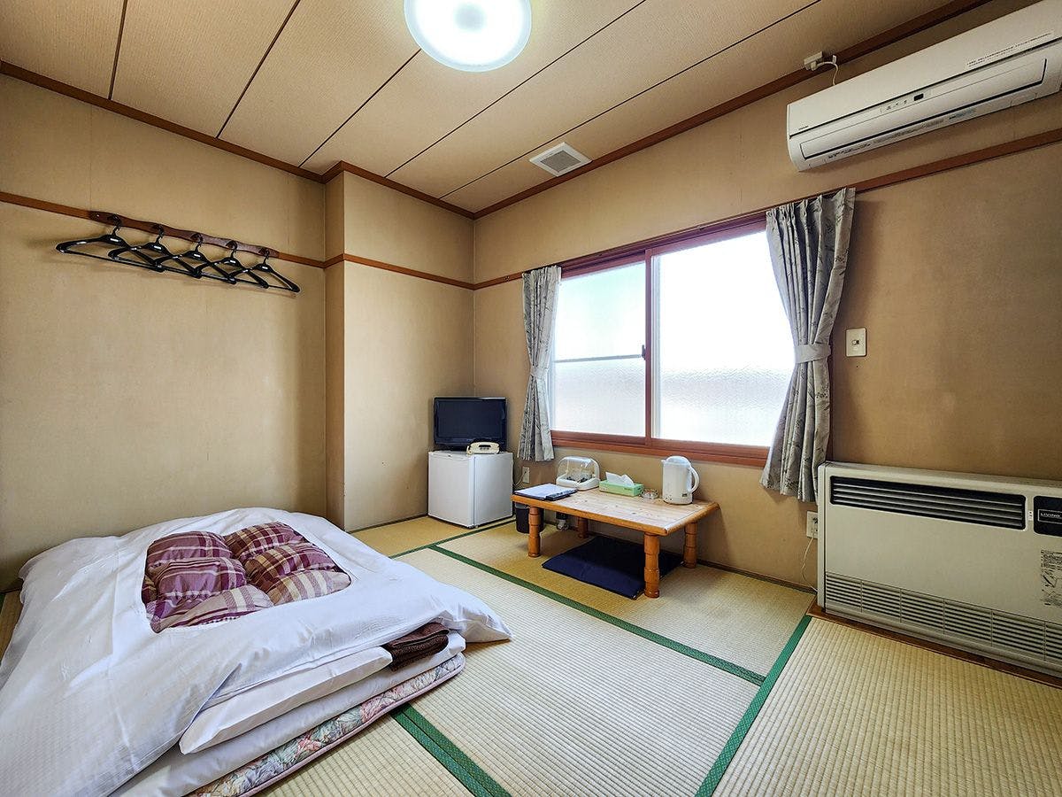 Kamar bergaya Jepang <Merokok> Tanpa bak mandi dan toilet, 6 tatami.