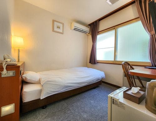 #洋室シングル〈禁煙〉