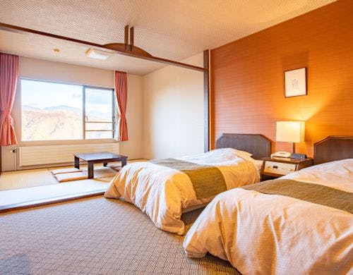 和洋室（ツイン＋和室６帖）一例