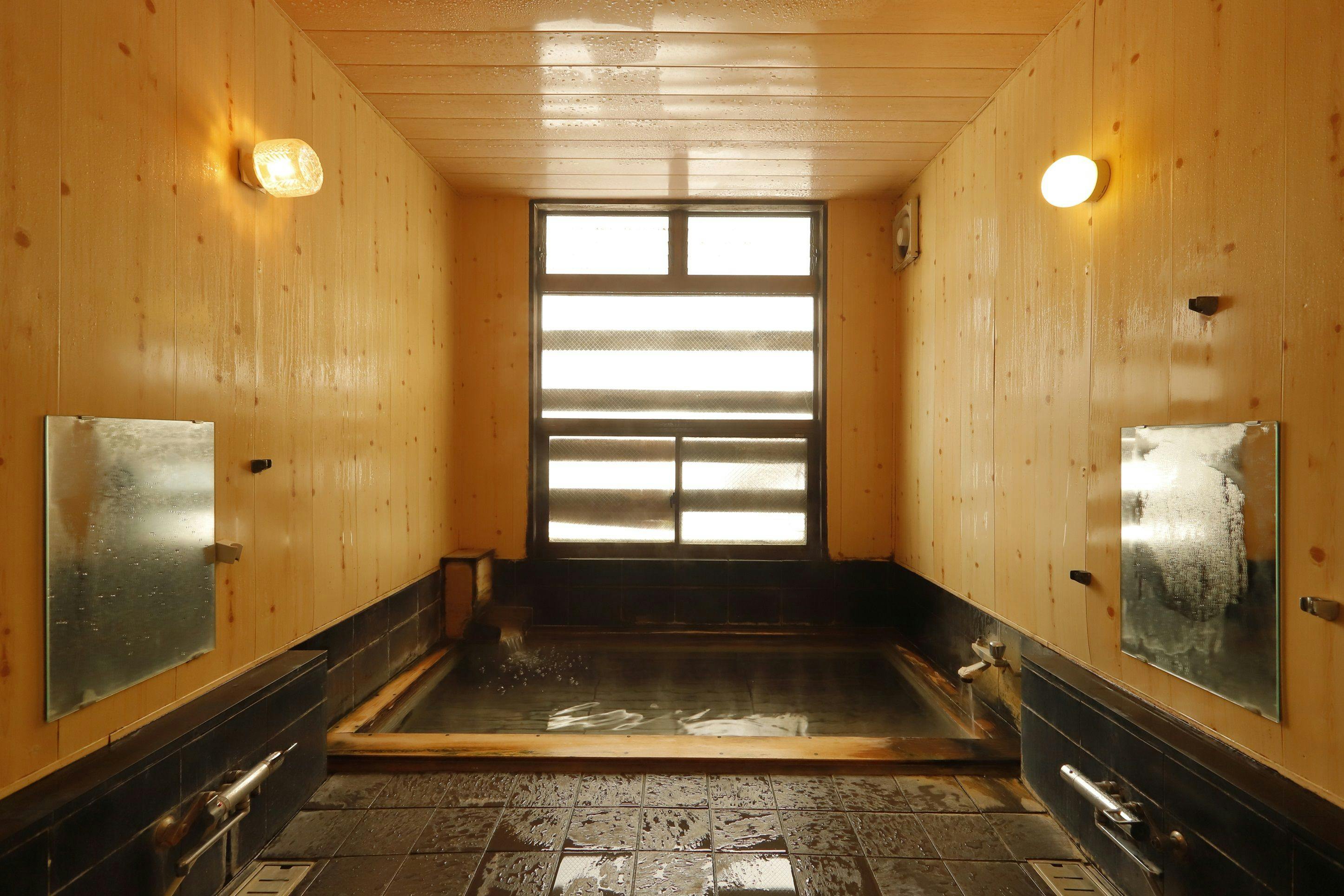 ห้องอาบน้ำชาย