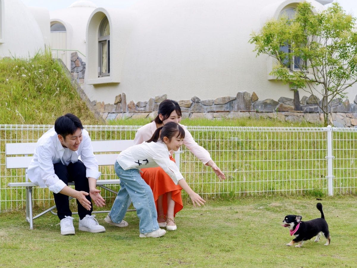 Nanki Shirahama Toretore Village