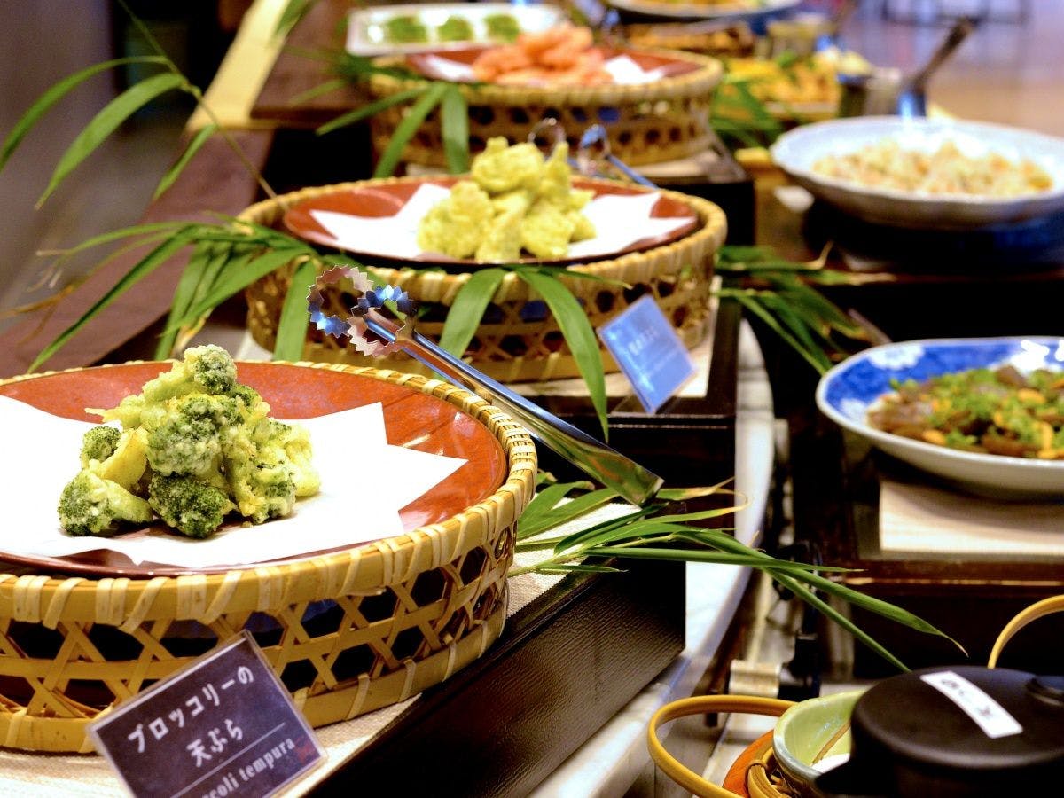 Nanki Shirahama Toretore Village