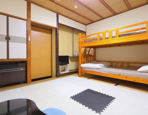 【ホテル宿かいふ】2段ベッド和室 風呂共用