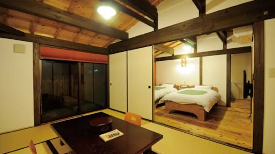 Shimoda Onsen Yunosato Crayon