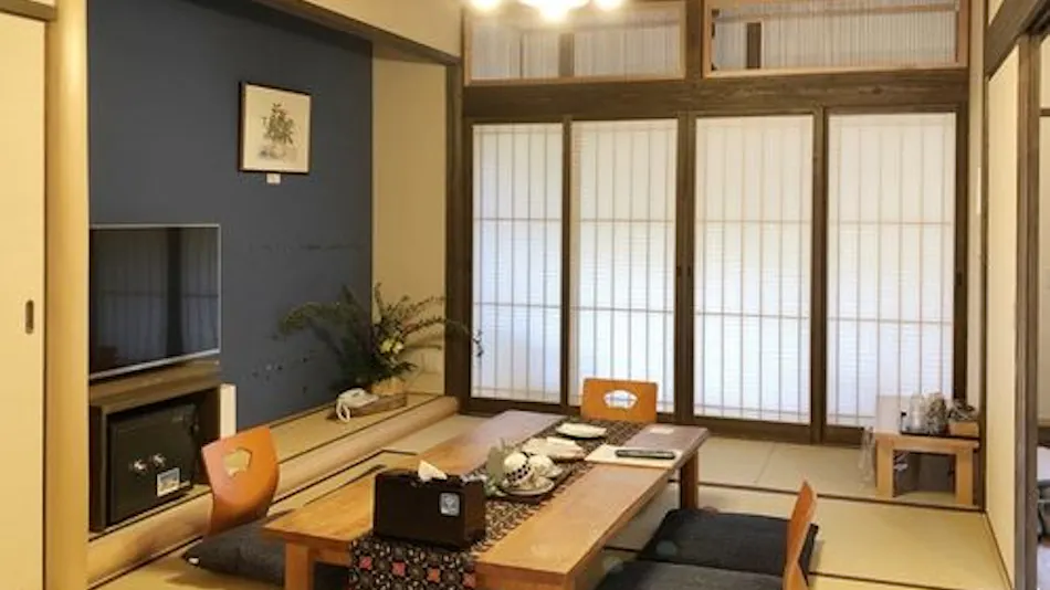 Shimoda Onsen Yunosato Crayon